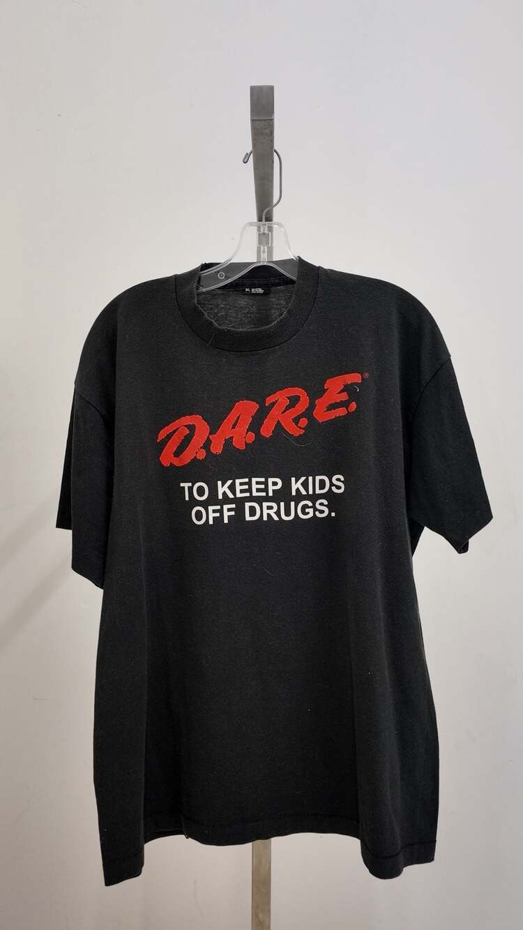 Vintage 80s/90s D.A.R.E. "To Keep Kids Off Drugs" T-Shirt - Made in USA (Size XL